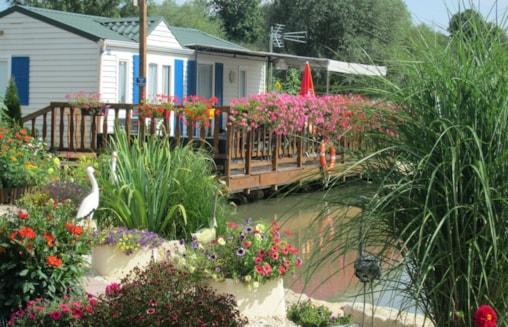 Camping Base de Loisirs la Tuilerie
